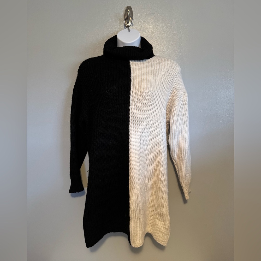 Eloquii Black and White Women's Chunky Knit Sweater Dress